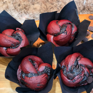 🌹🔥 Delicious Red Velvet Cinnamon Roll Roses